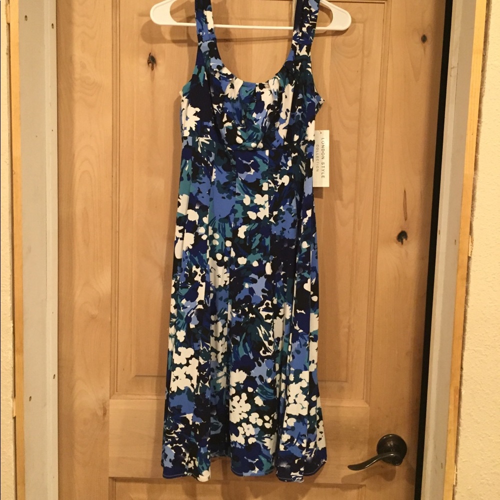 Floral blue dress